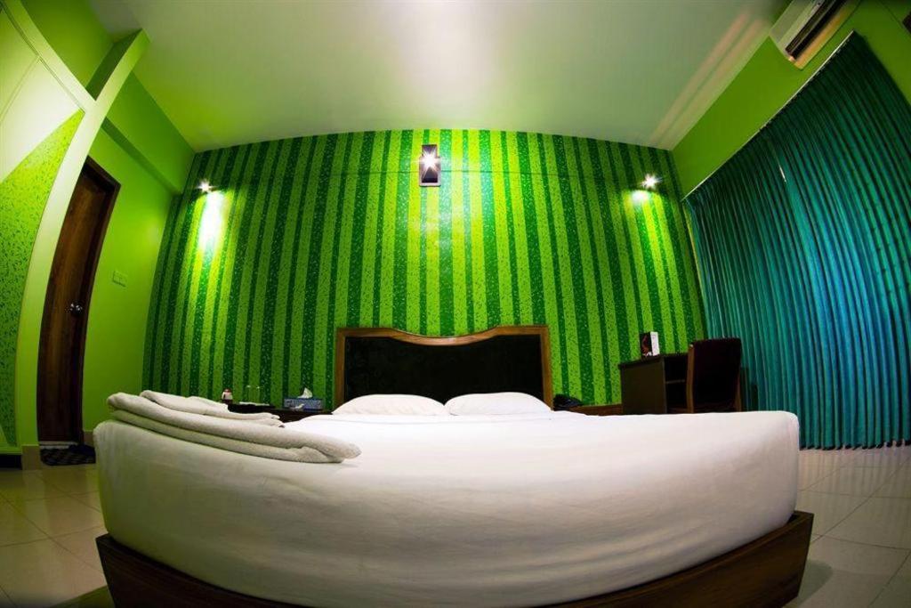 Tropical Daisy Hotel Dacca Exterior foto